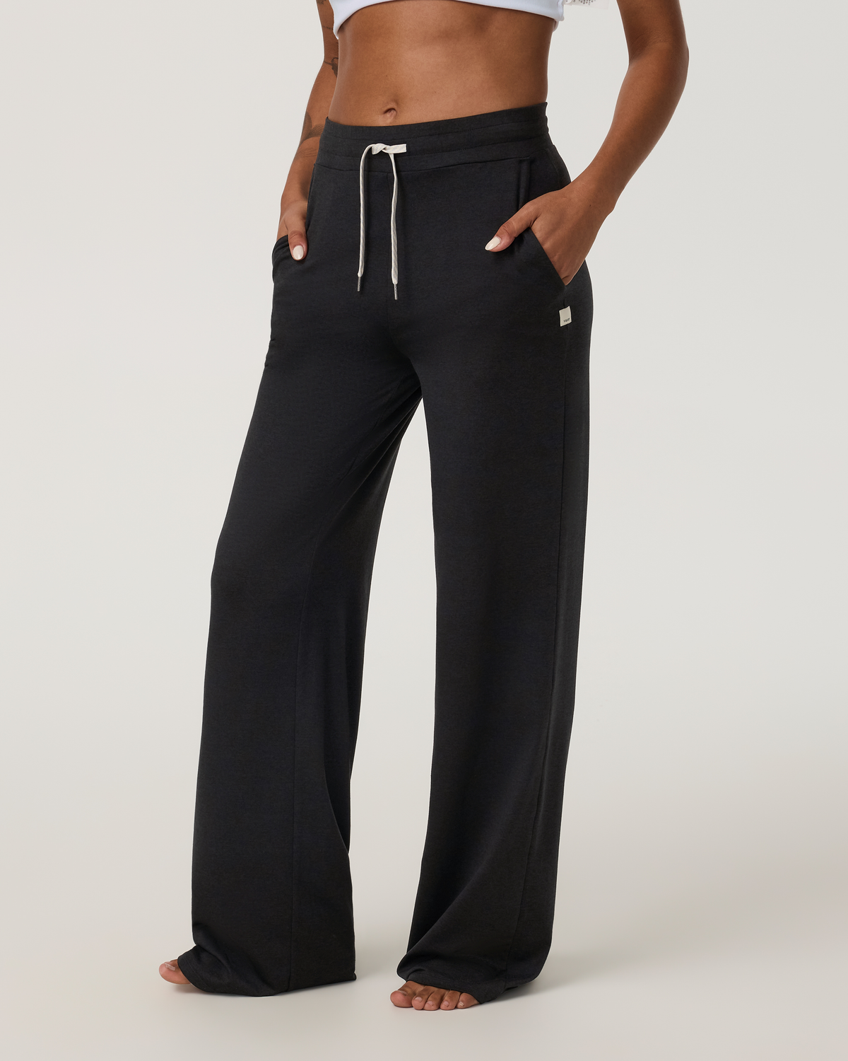 Halo Essential Wideleg Pant - Short - US 9709