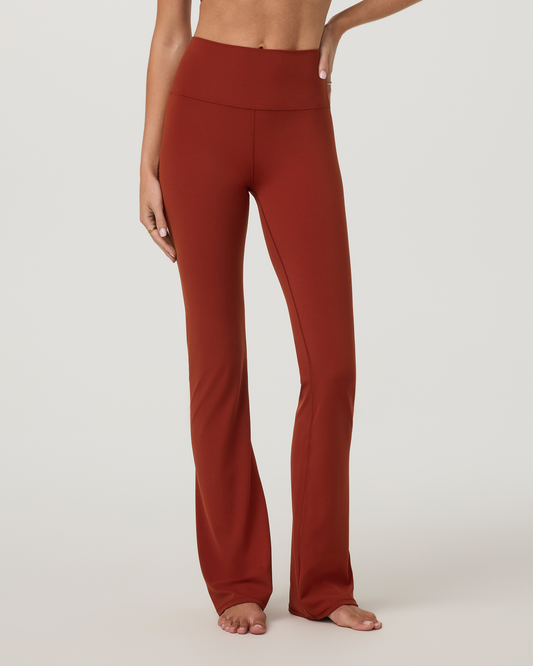 Vuori AllTheFeels™ Slim Flare - Long - US 8611