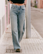 Women's Vuori Vintage Wideleg Jean - US 0569