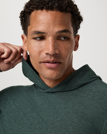 Strato Tech Hoodie - US 4563