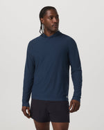 Strato Tech Hoodie - US 8678