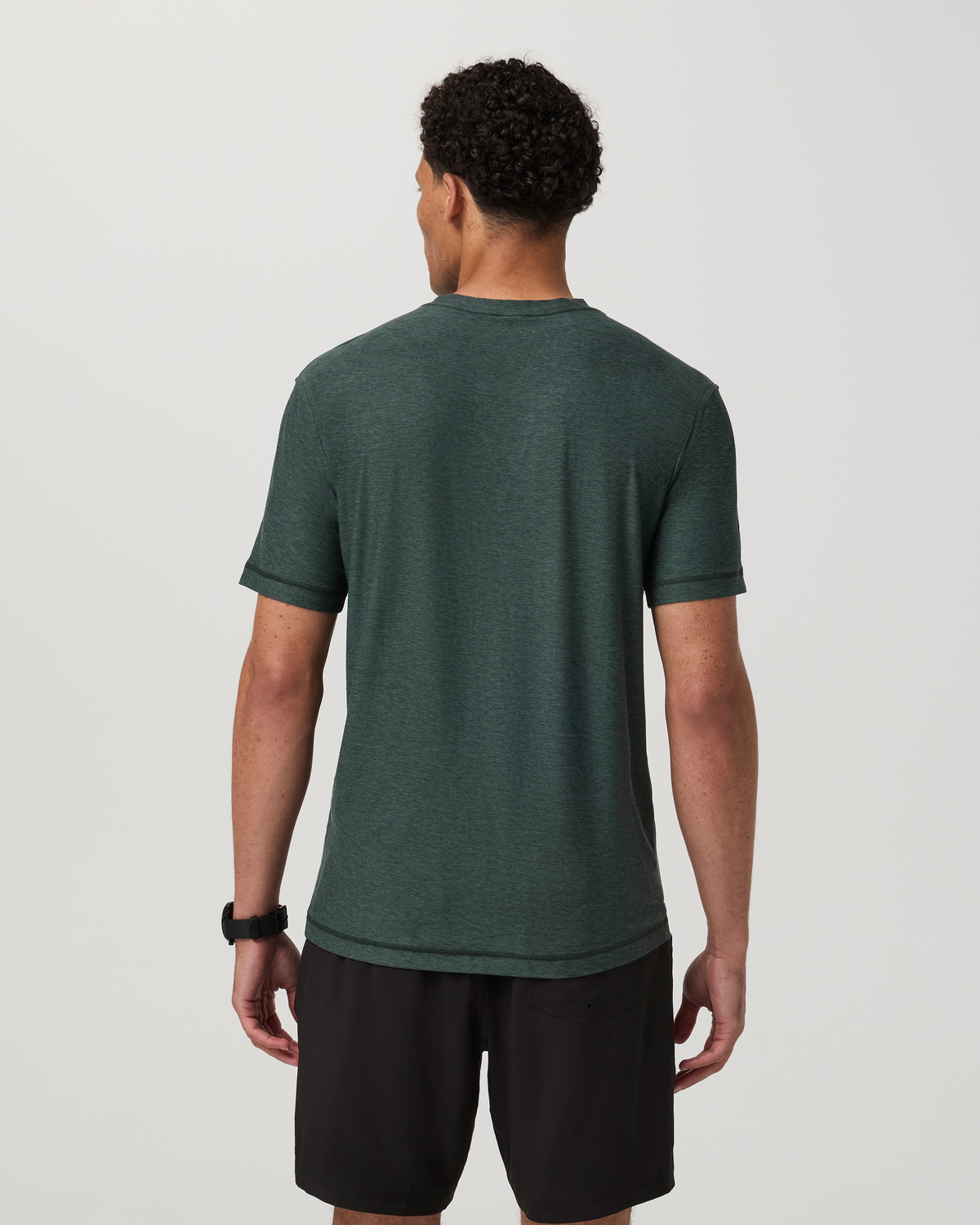 Strato Tech V-Neck - US 6588