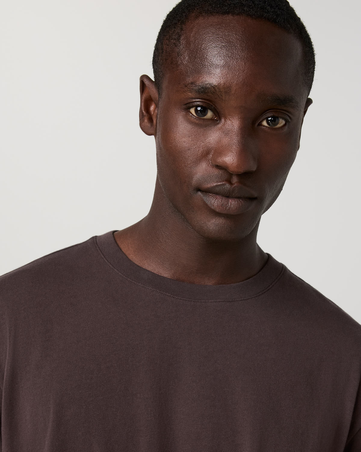 Short Sleeve Vuori Heavyweight Cotton Tee - Relaxed Fit - US 5808