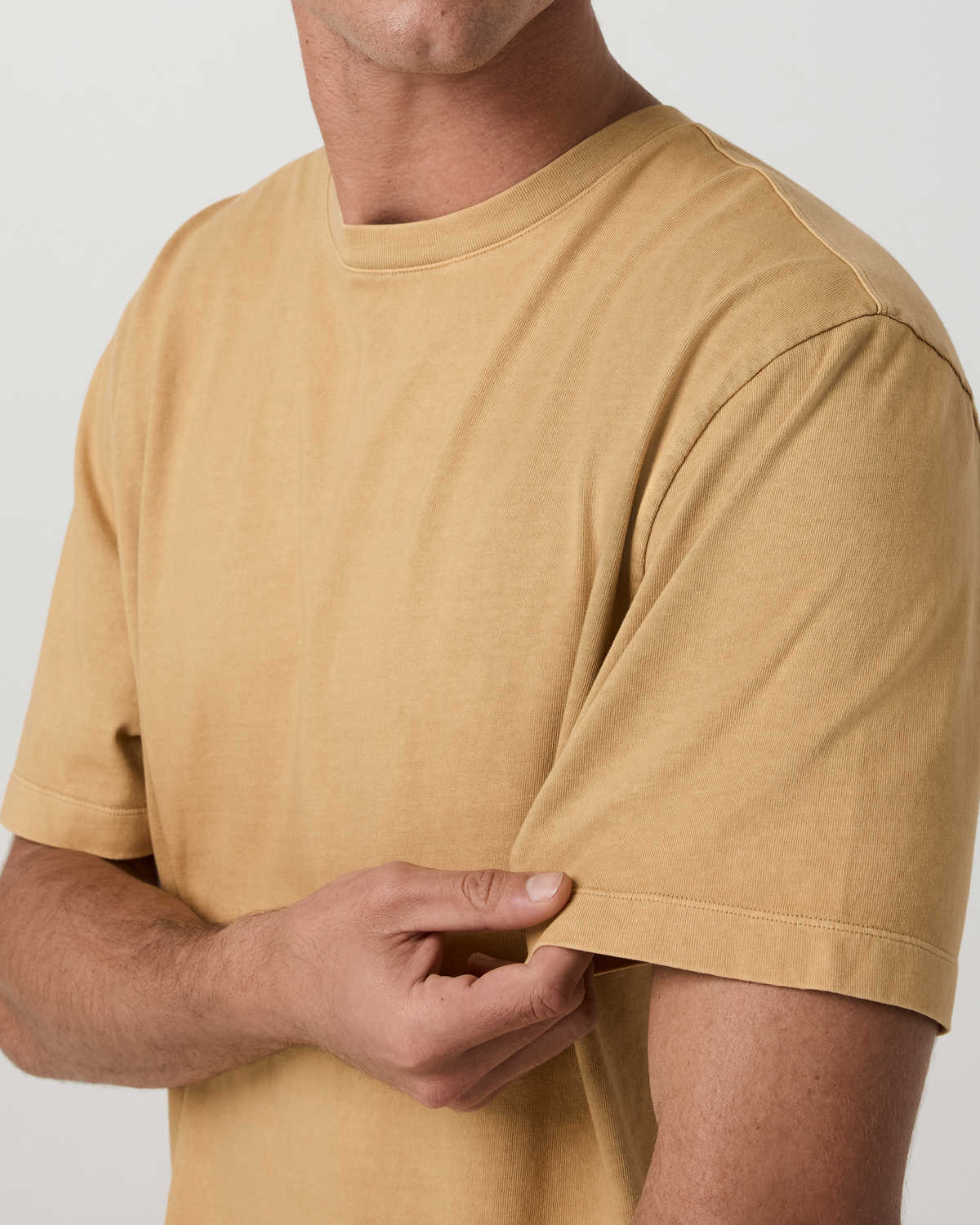 Short Sleeve Vuori Heavyweight Cotton Tee - Relaxed Fit - US 2381