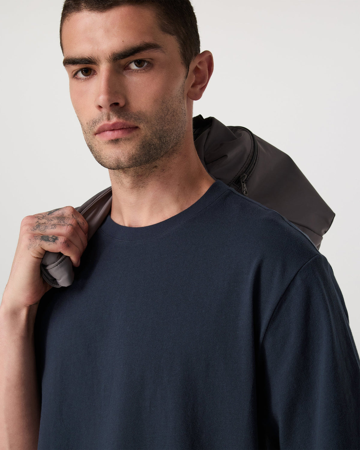 Short Sleeve Vuori Heavyweight Cotton Tee - Relaxed Fit - US 3821