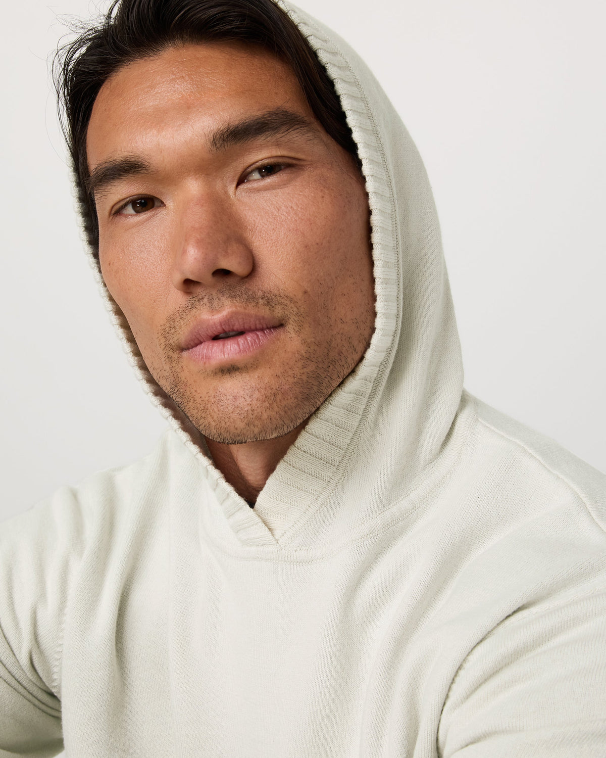 Fluent Sweater Hoodie - US 8620