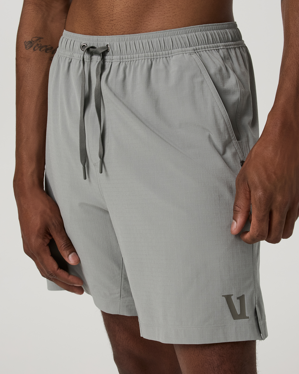 Vuori HardKore Short Lined 7" - US 7138