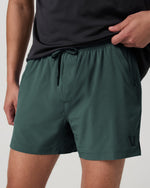 Vuori HardKore Short Lined 5" - US 0142