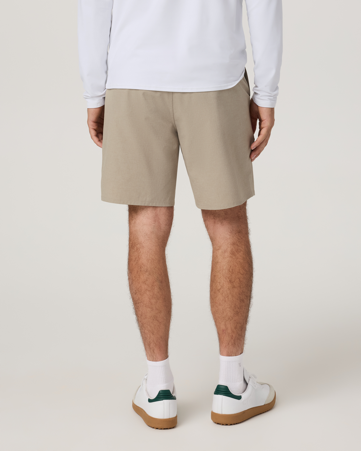 Aim Short - US 6783