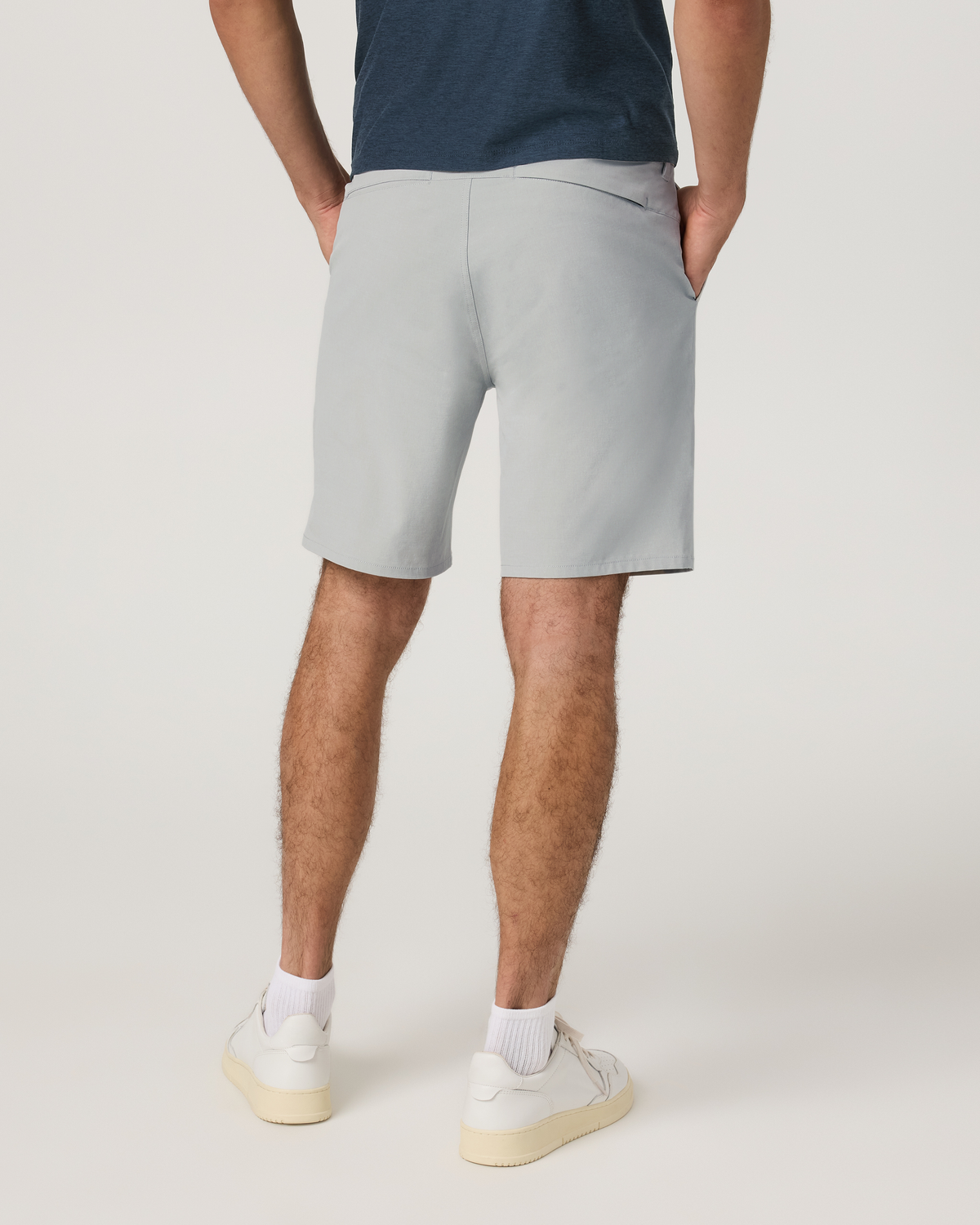 Aim Short - US 7401