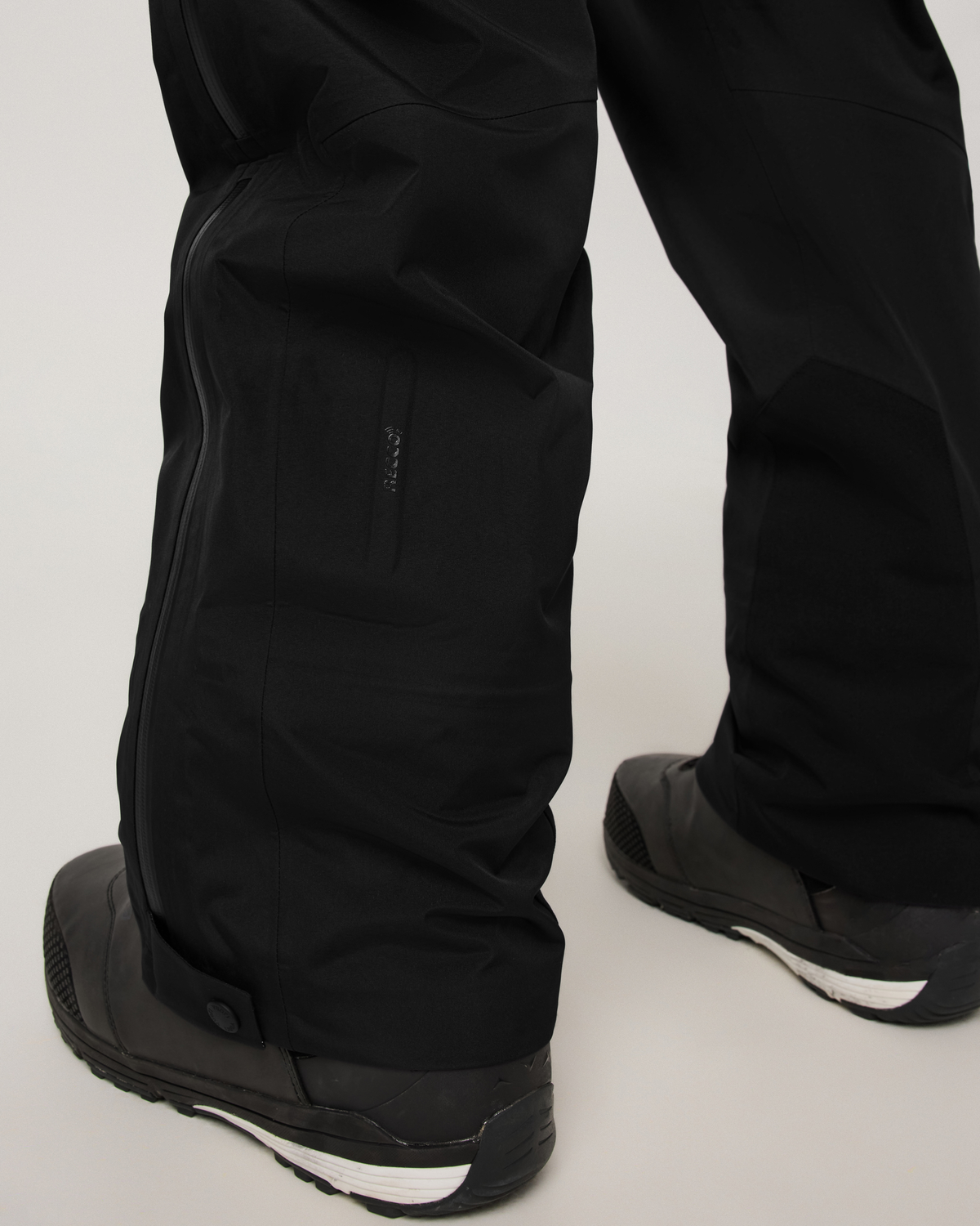 Taika Snow Pant - US 7992