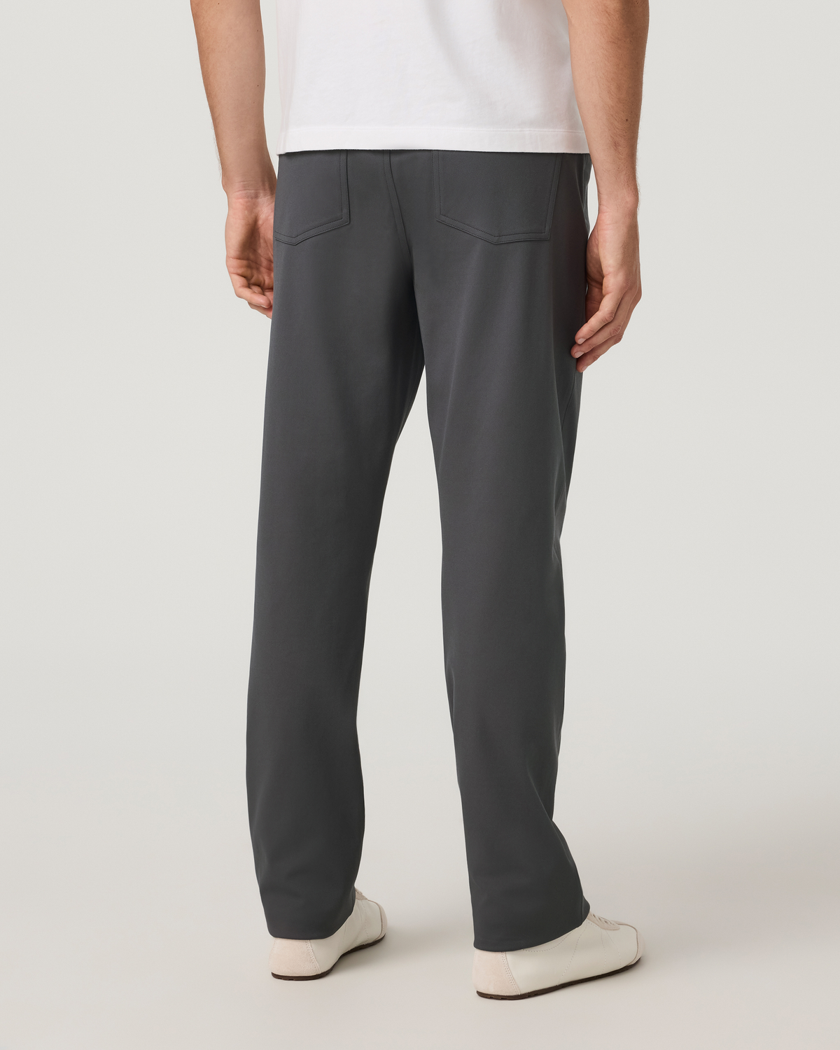 Vuori Meta™ Twill Pant Classic Fit 32" - US 1905