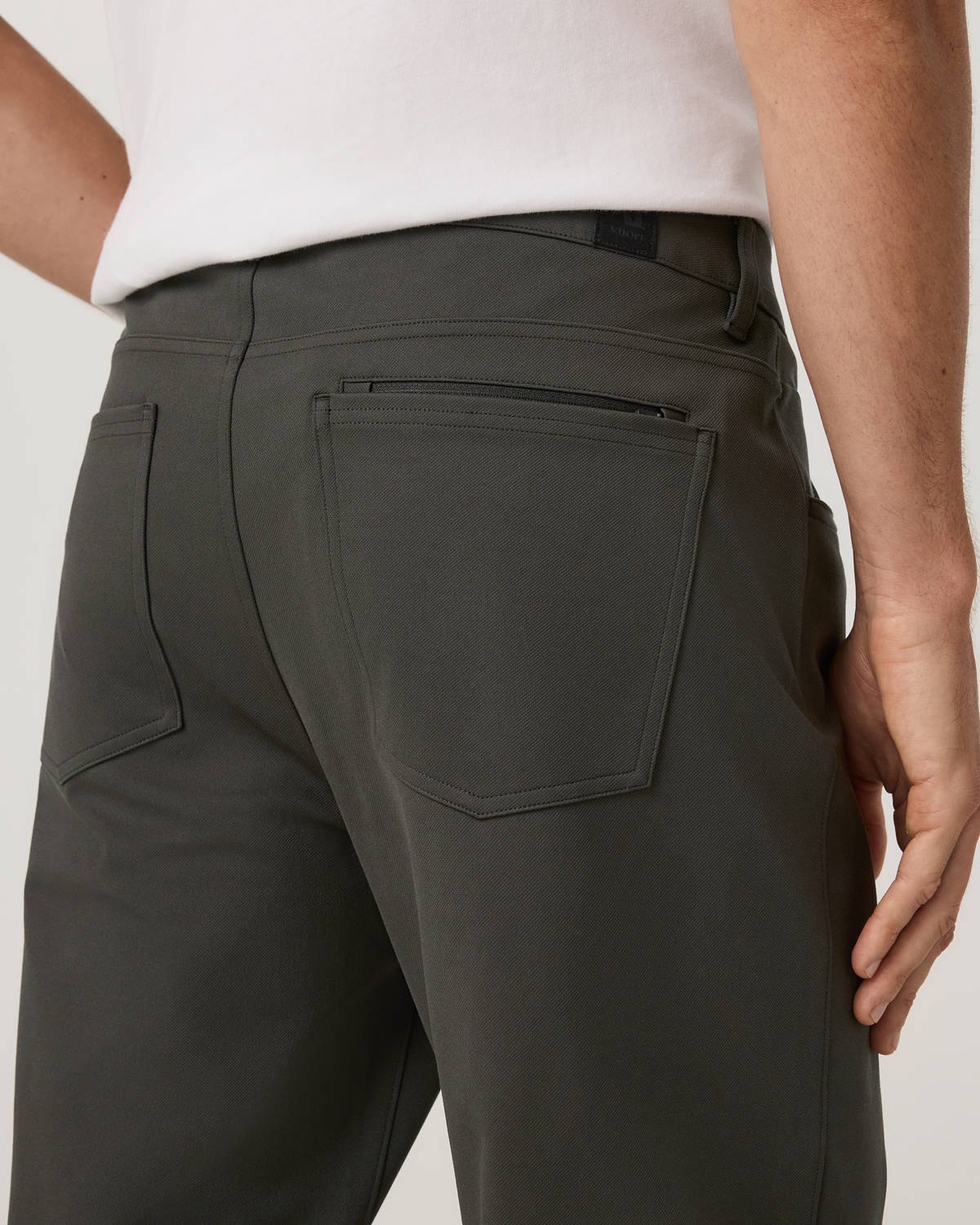 Vuori Meta™ Twill Pant Classic Fit 34" - US 9465