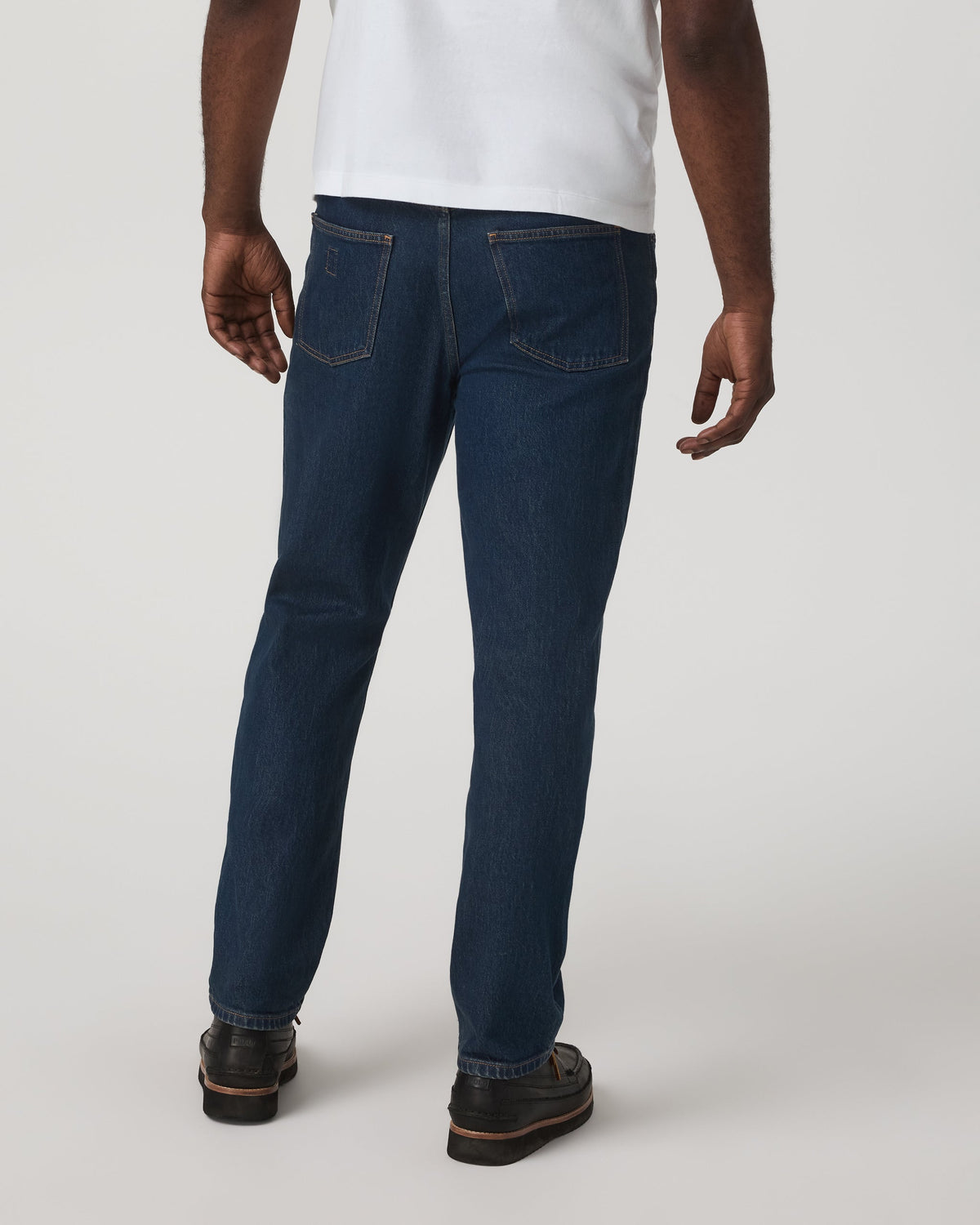 Vuori Vintage Jean Classic Fit 32" - US 7486