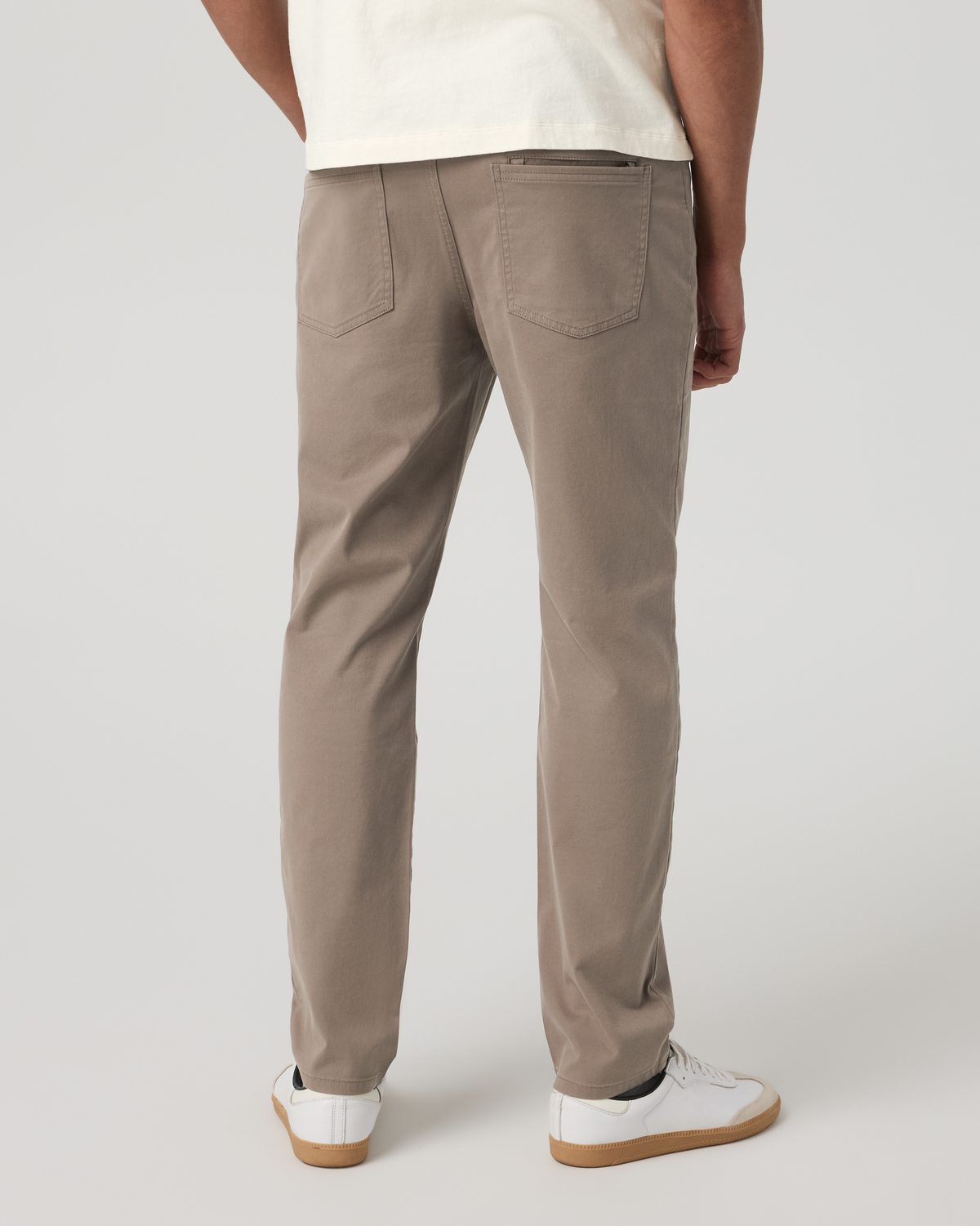 Vuori Meta™ Cotton Pant Classic Fit 32" - US 5507