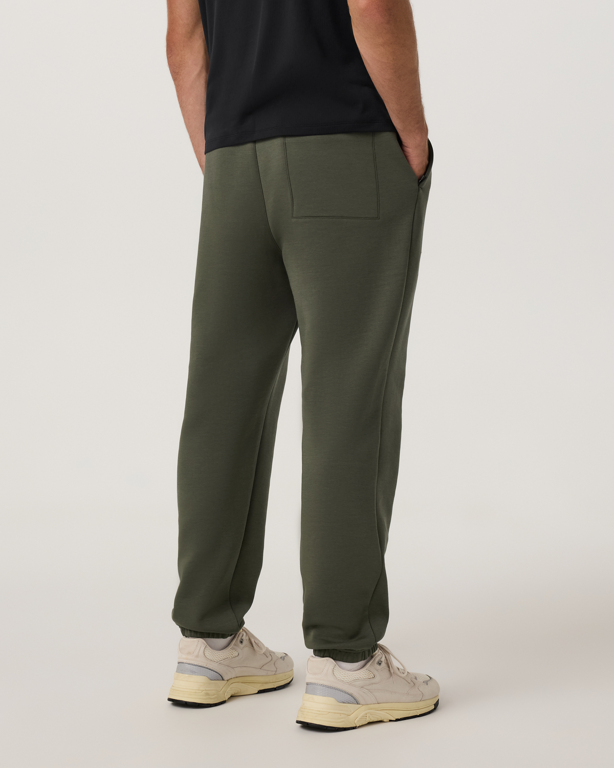 Vuori Galaxy Sweatpant 28" - US 3716