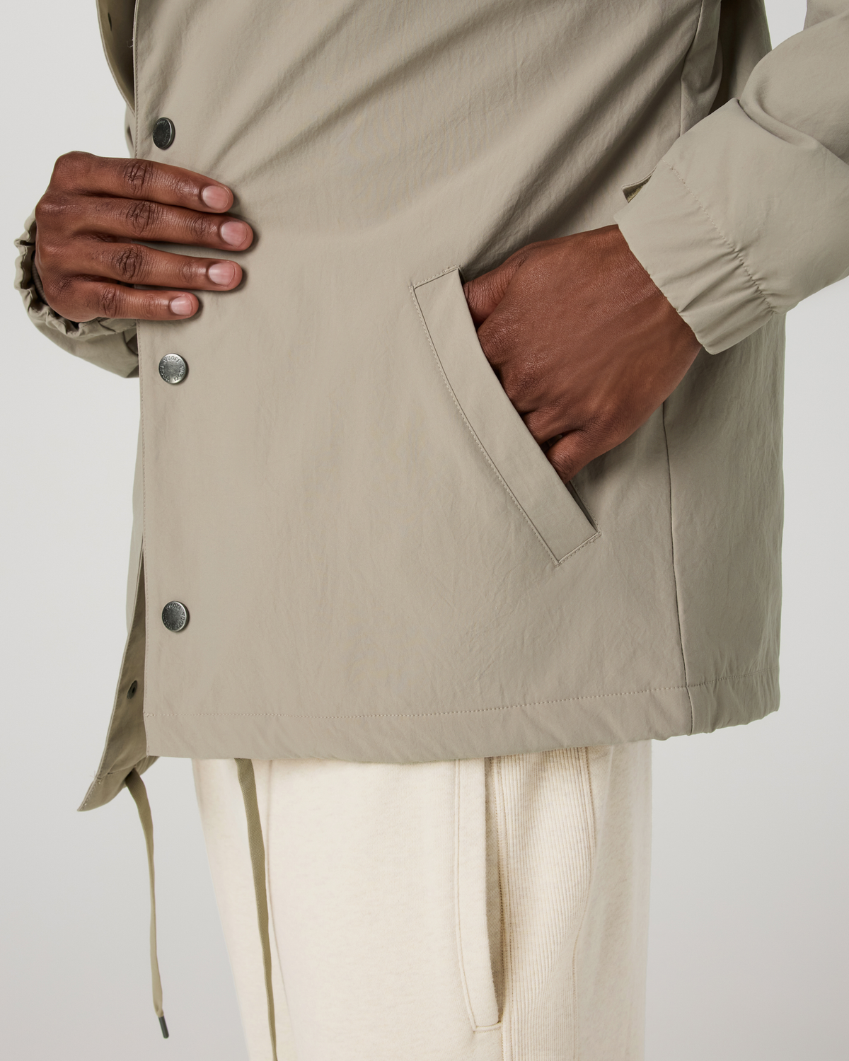 V1 Coach Jacket - US 7542