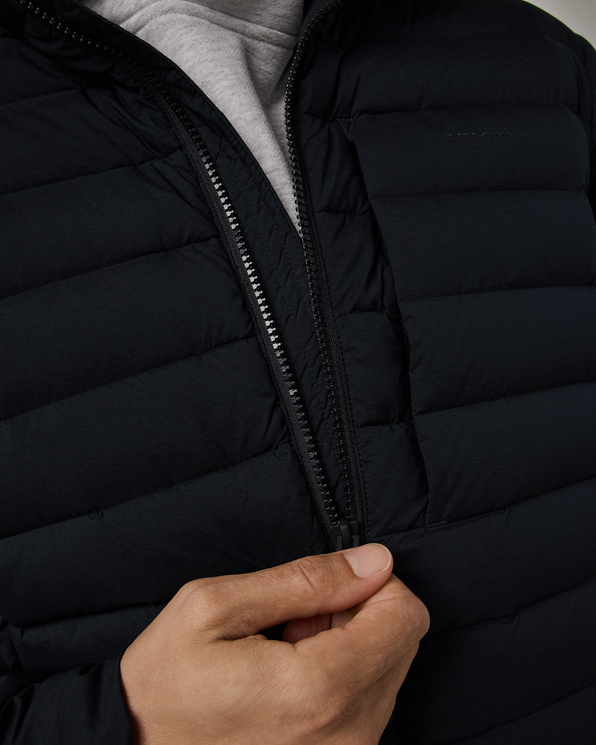 Steadfast Insulated Full Zip Jacket - US 0471