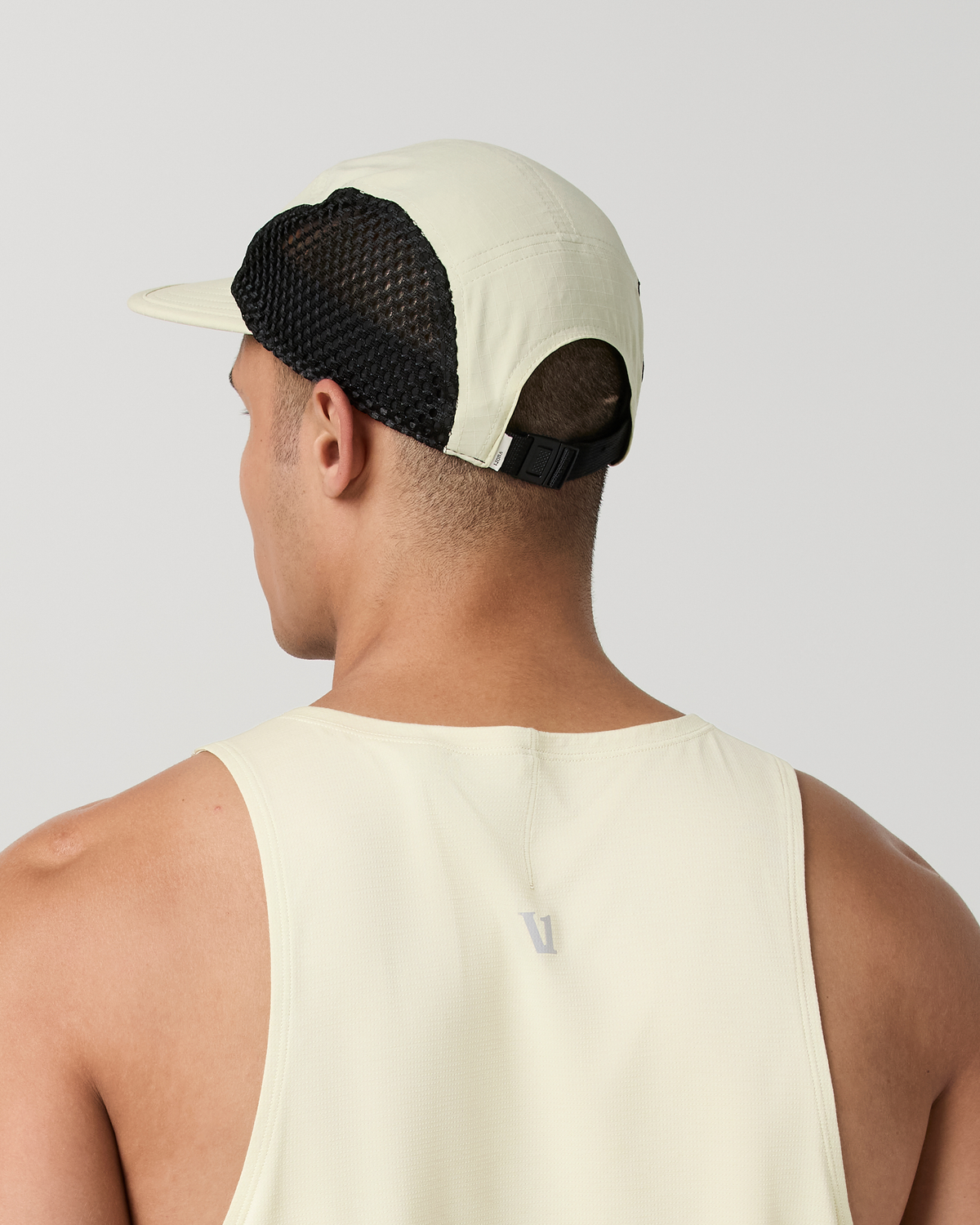 Terrain Cap - US 9684