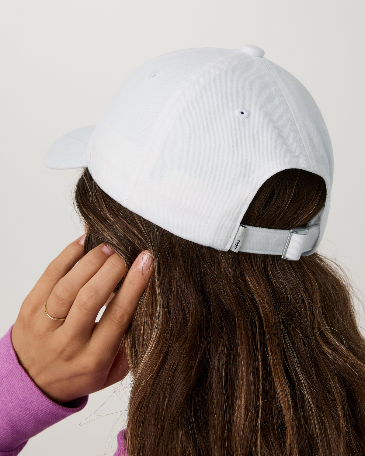 Vuori Logo Dad Hat - US 2221