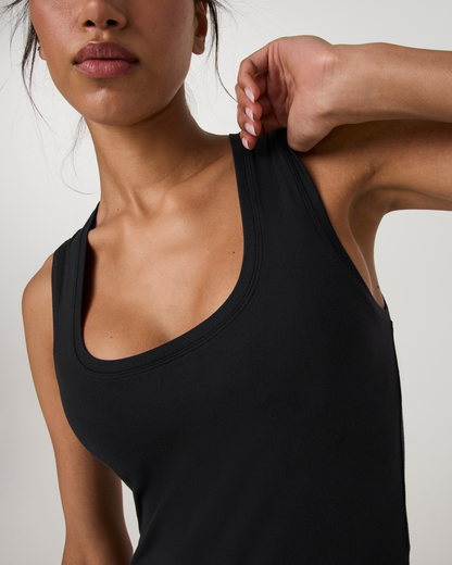 Halo Essential Scoop Tank - Long - US 7725