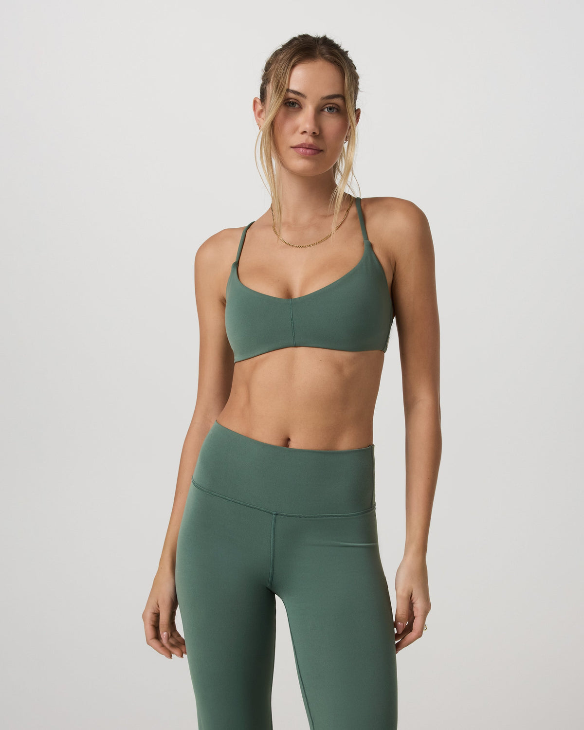 Vuori AllTheFeels™ Strappy Back Bra - US 7129