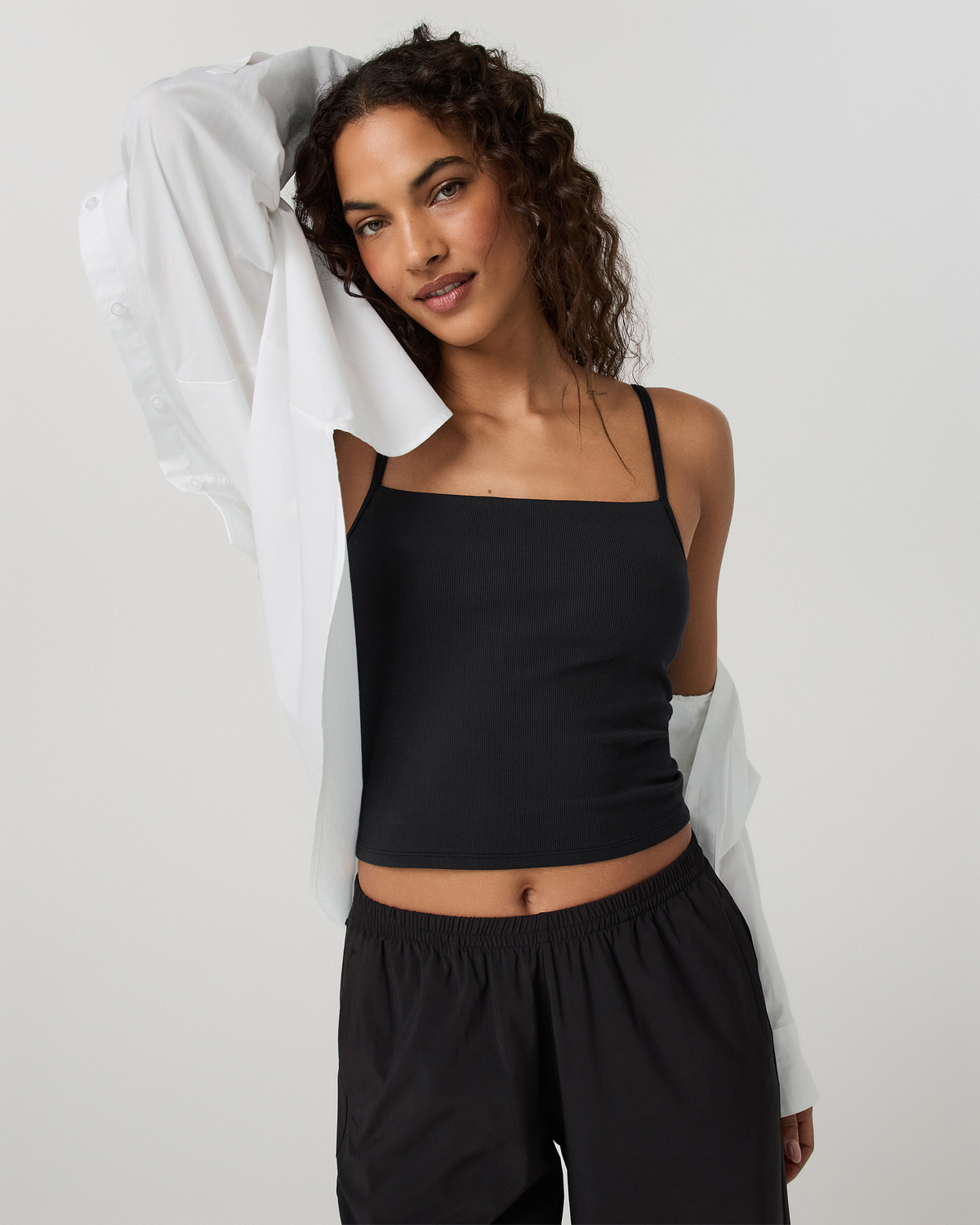 Pose Support Cami - US 9932