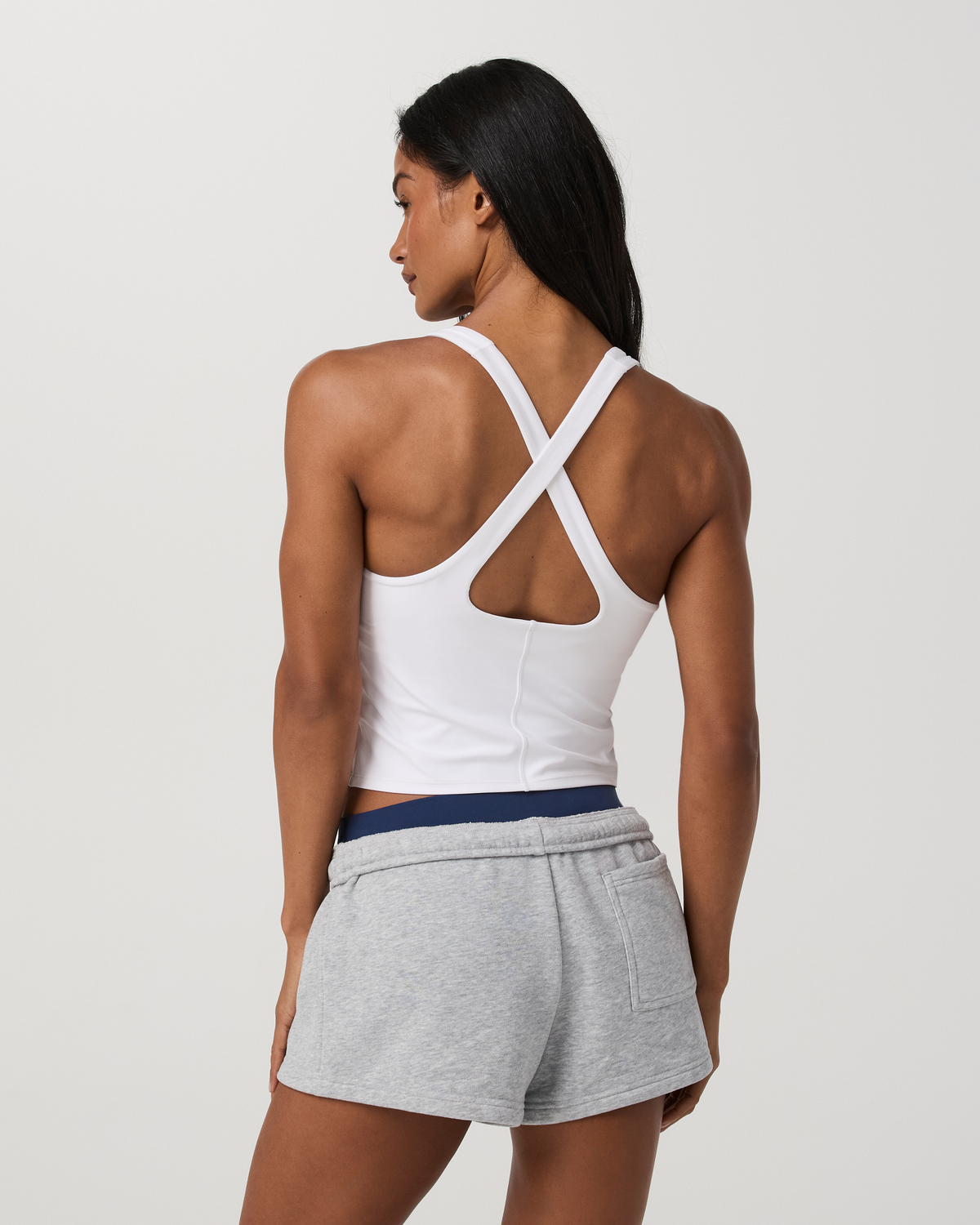 Vuori AllTheForm™ Logo Tank - US 6689