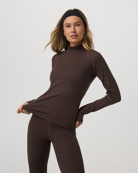 Long Sleeve Chilled Out Houndstooth Mock - US 3100