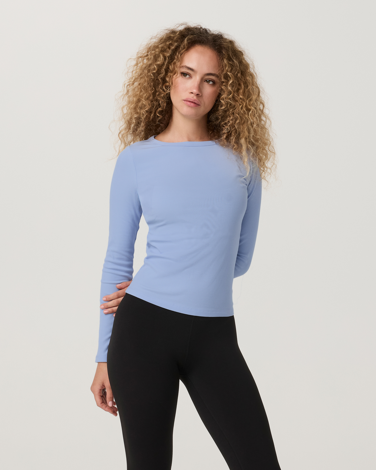 Long Sleeve Pose Subtle Scoop - US 5153