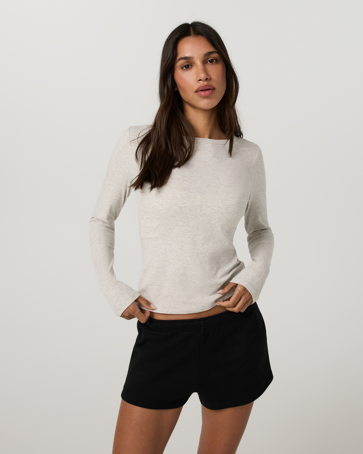 Long Sleeve Pose Subtle Scoop - US 4992