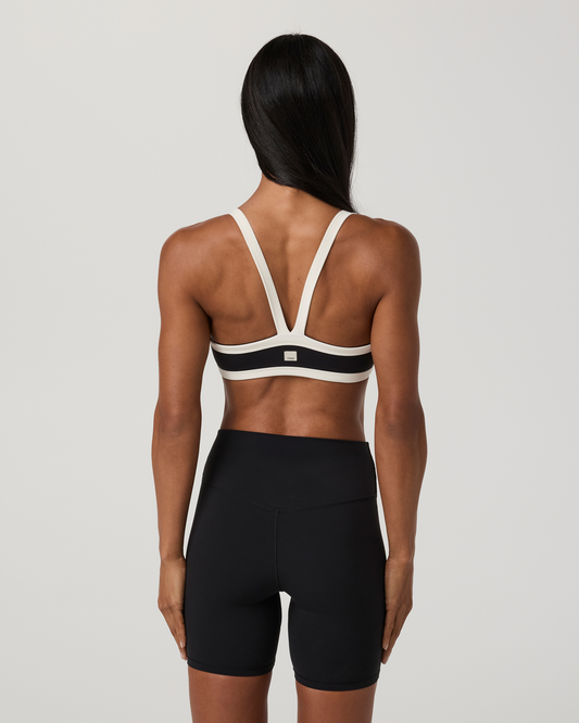 Vuori AllTheForm™ V Neck Bra - US 4436