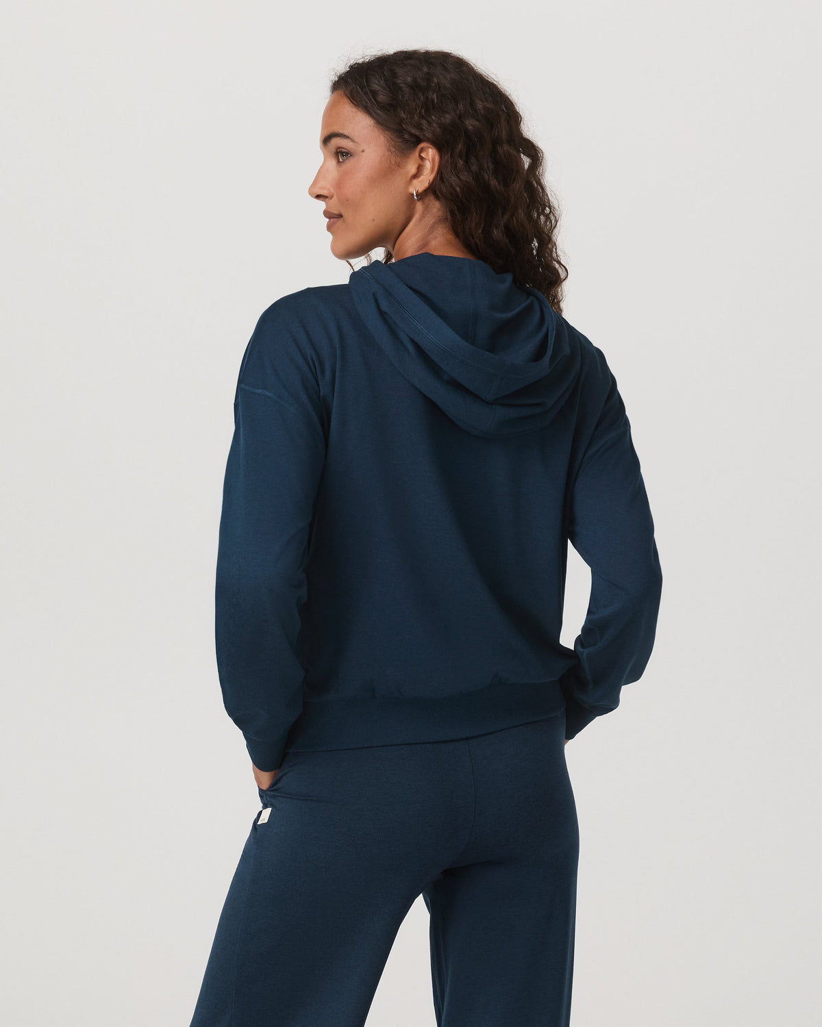 Halo Modern Pullover Hoodie - US 0374