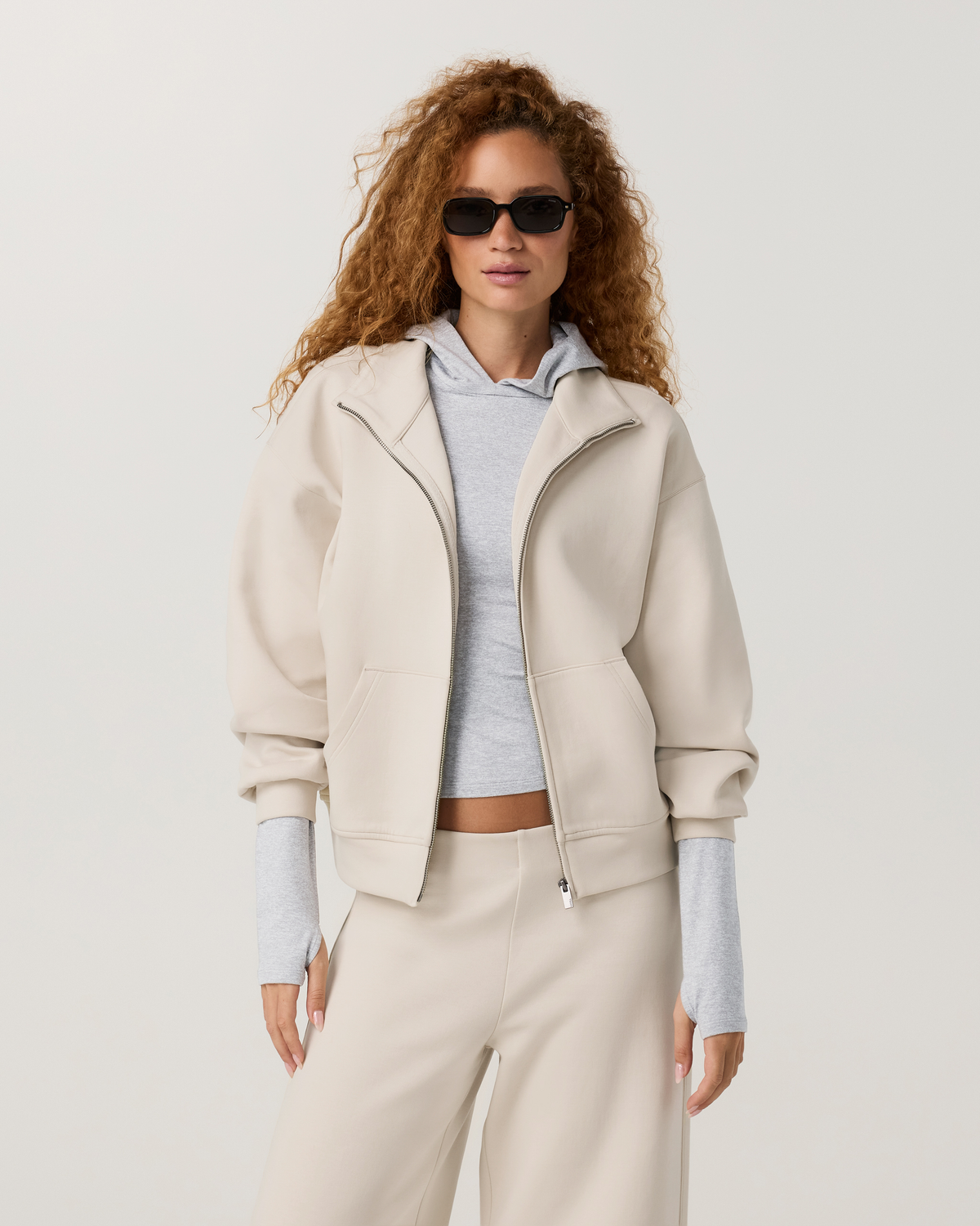 Vuori Galaxy Funnel Neck Full Zip - US 2418