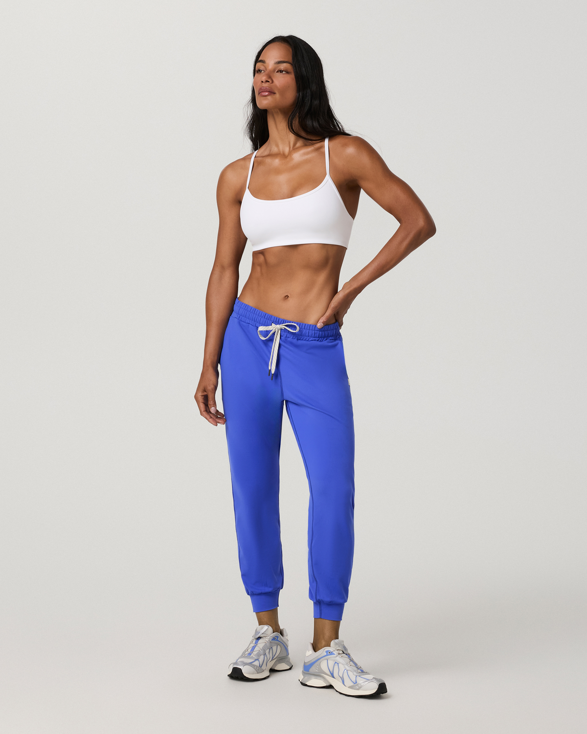Performance Jogger - US 5771