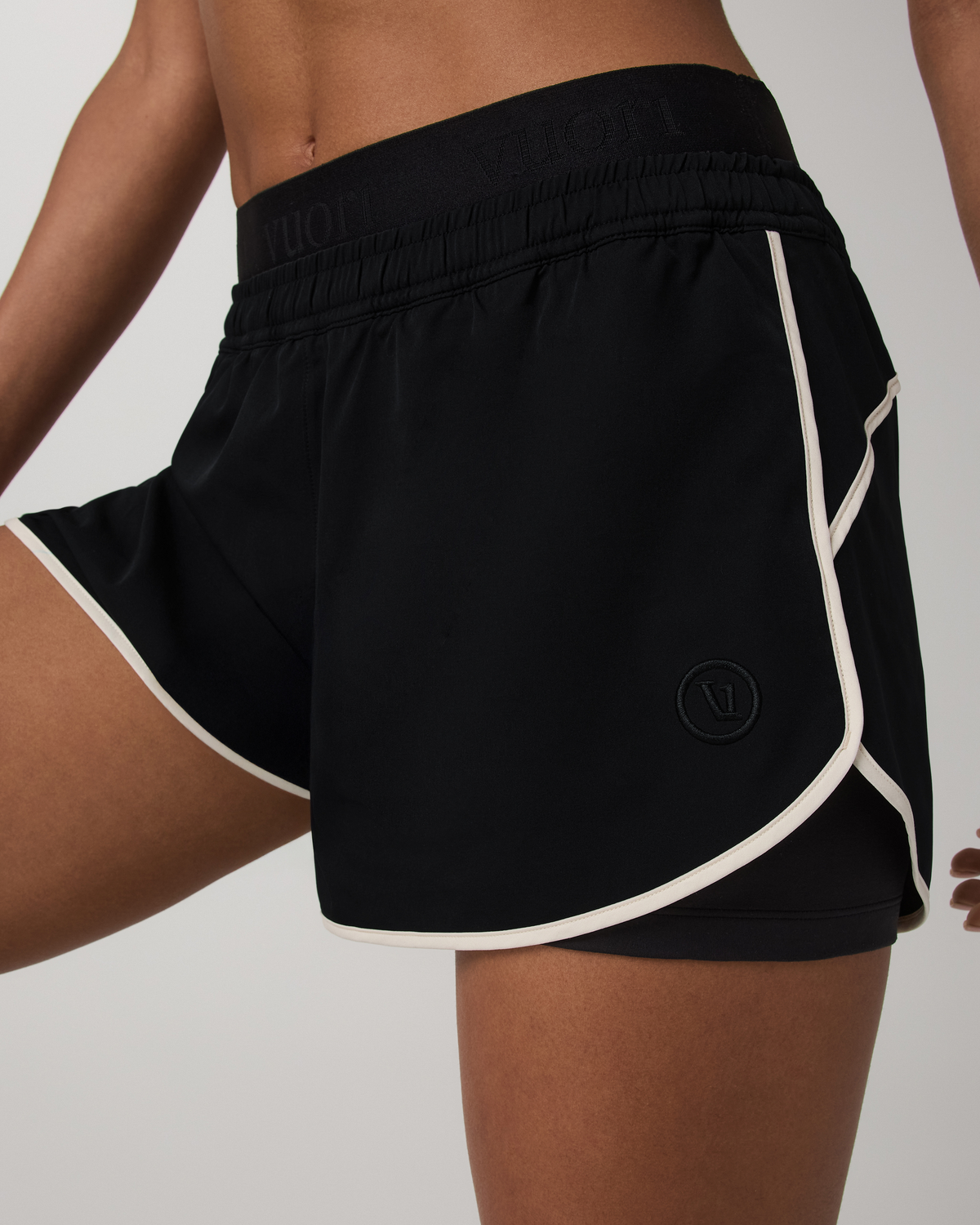 Luna Piped Short - US 9123