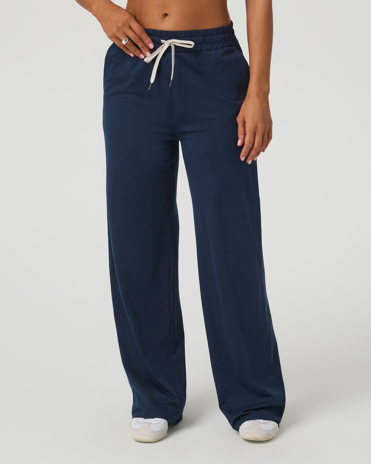 Halo Essential Wideleg Pant - Short - US 3255
