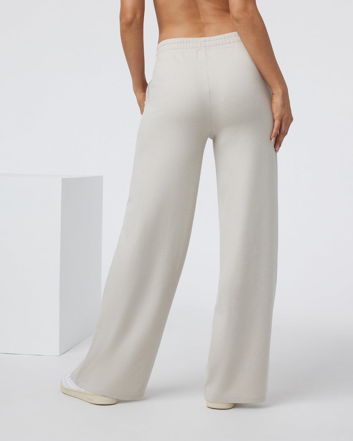Halo Essential Wideleg Pant - US 2530