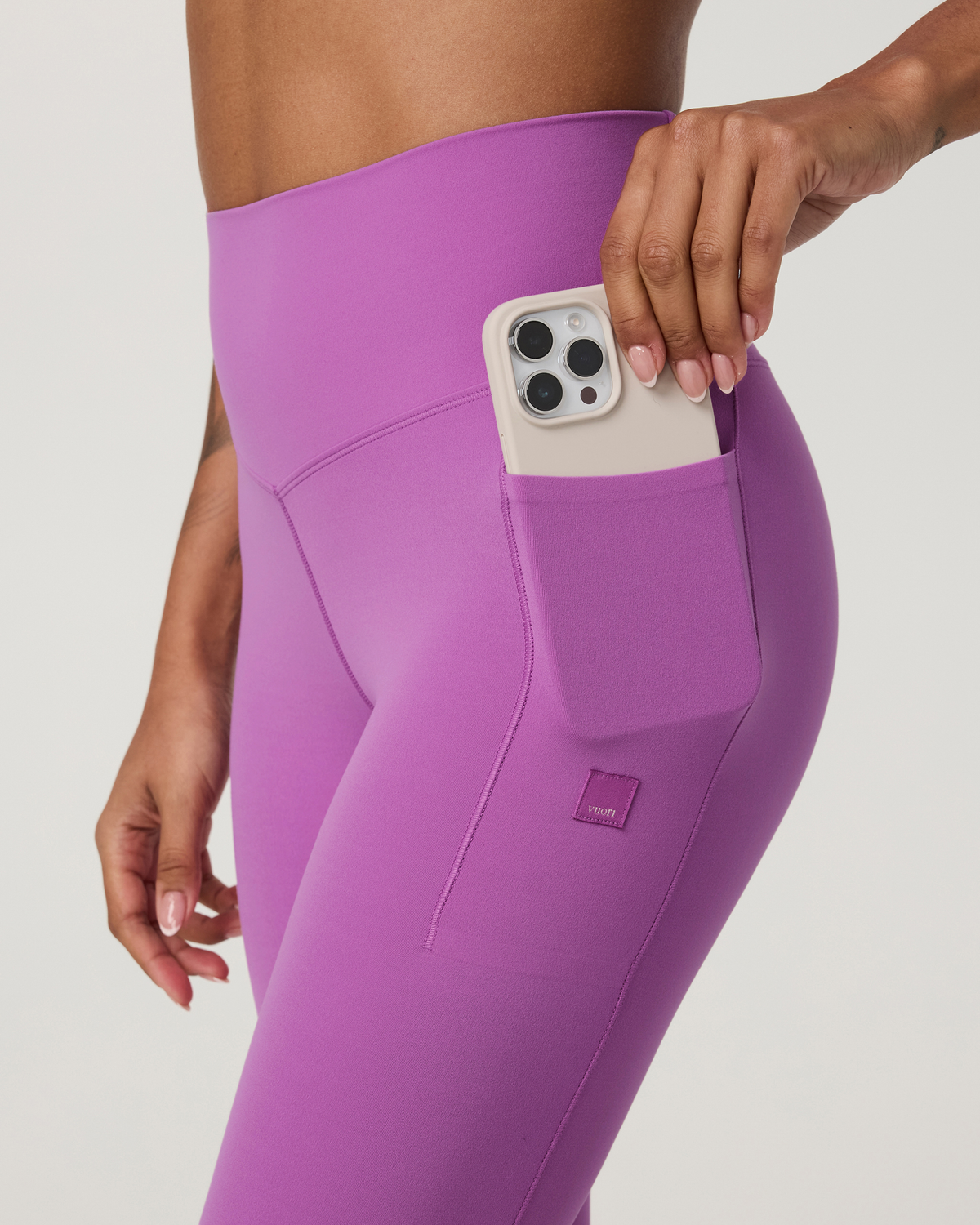 Vuori AllTheForm™ Pocket Legging - Short - US 2212