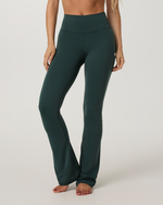 Vuori AllTheFeels™ Slim Flare - US 4886