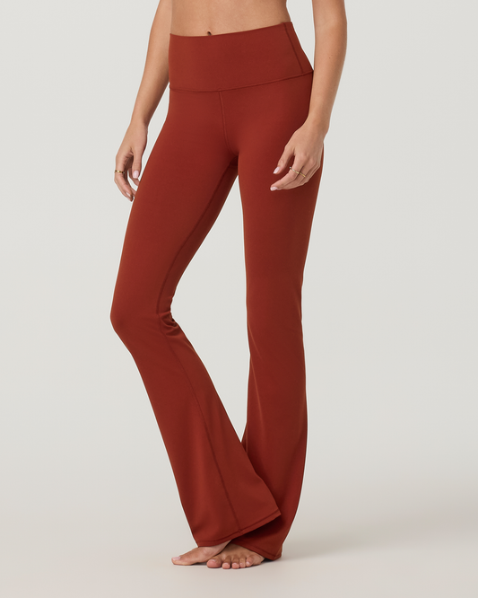 Vuori AllTheFeels™ Slim Flare - Short - US 2471