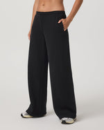 Restore Ultra Wideleg Sweatpant - Short - US 7294
