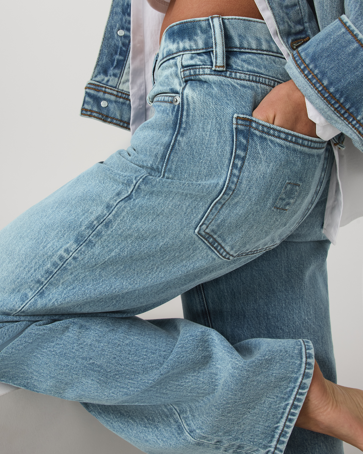 Women's Vuori Vintage Wideleg Jean - US 0569
