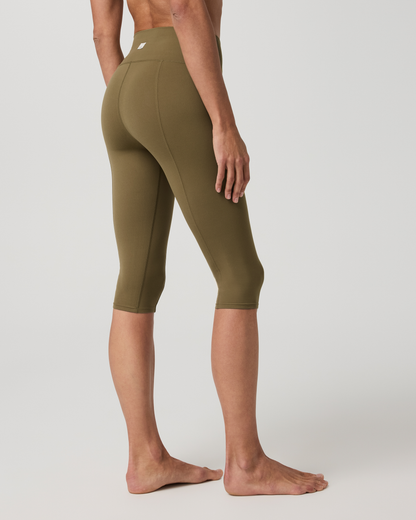 Vuori AllTheFeels™ Shirred Crop - US 7334