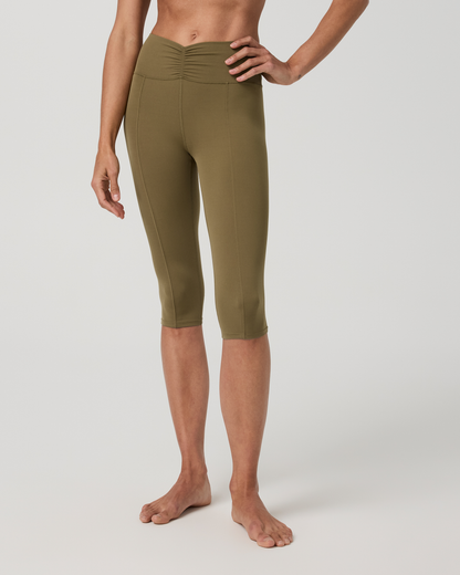Vuori AllTheFeels™ Shirred Crop - US 7334