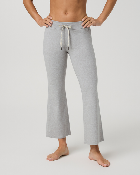 Halo Slim Flare Ankle Pant - US 0490