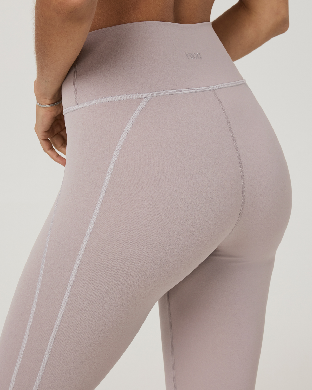 Vuori AllTheFeels™ Linework Legging - US 4140