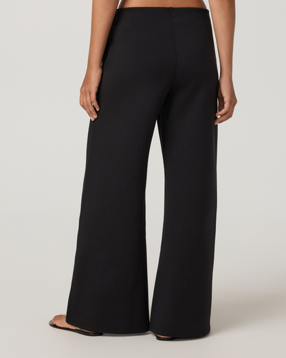 Vuori Galaxy High Rise Wideleg- Short - US 1884