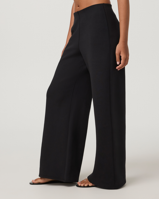 Vuori Galaxy High Rise Wideleg- Short - US 1884