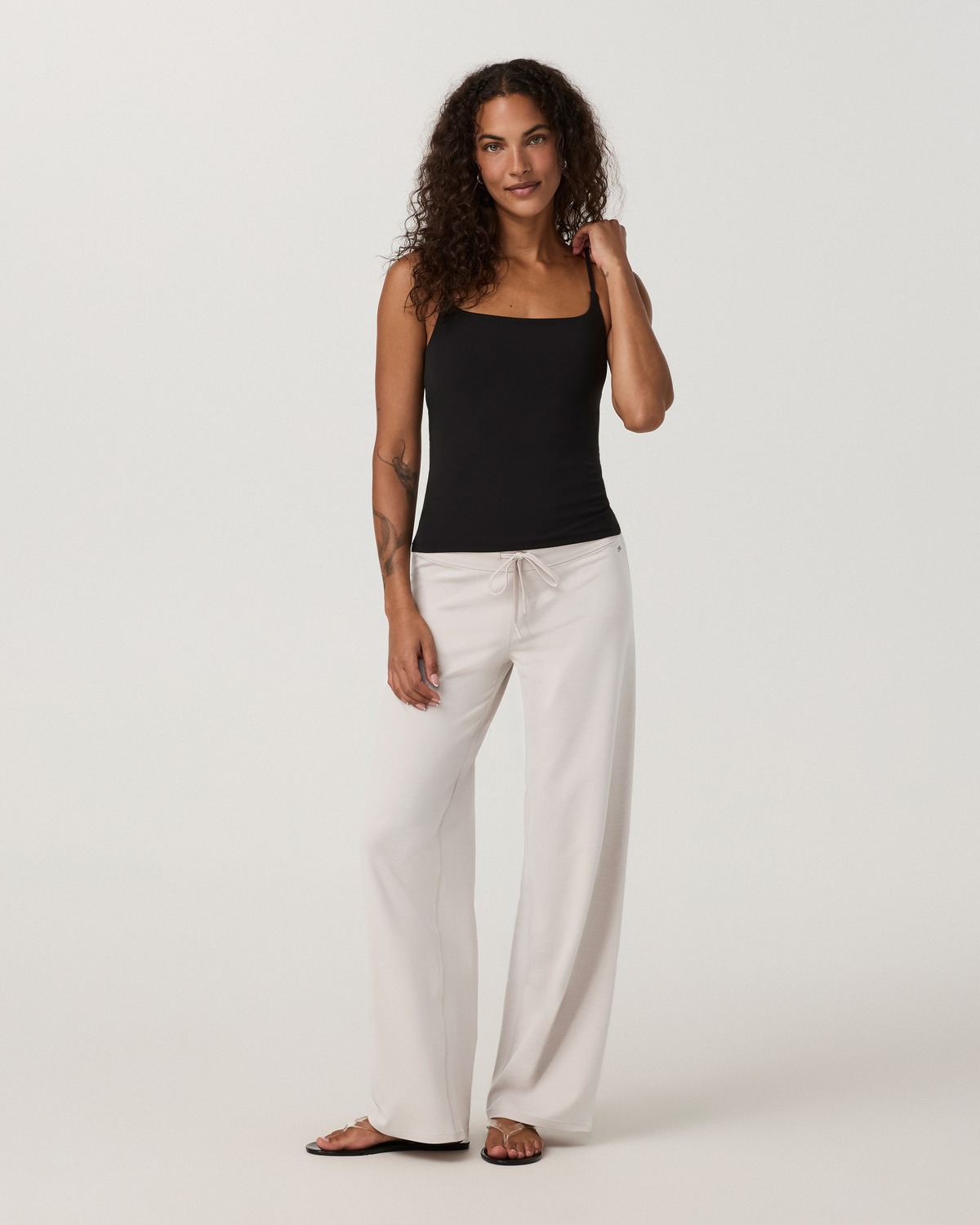 Halo Low Rise Straight Leg Pant - Short - US 8020